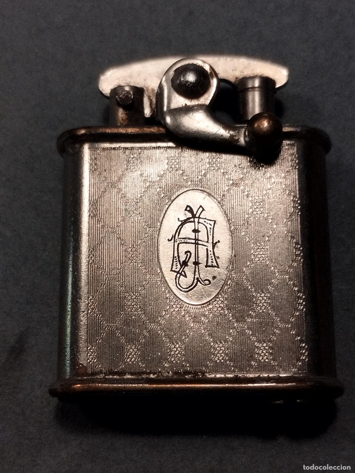 Mecheros: FAC 98 MECHERO COLIBRI PATEN. EN LA BASE MEDALLITA REPUBLICA ESPA&Ntilde;OLA. 5 PTAS. BUENA CALIDAD.