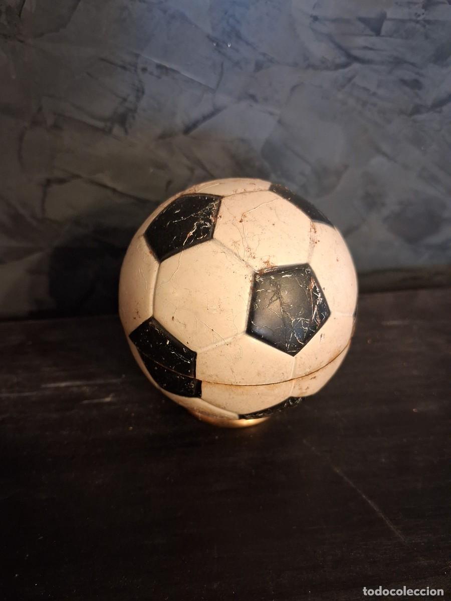 Mecheros: ORIGINAL MECHERO CON FORMA DE BALON DE FUTBOL