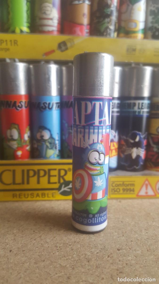 Mecheros: Mechero/encendedor Clipper lighter colecci&oacute;n Cogollitos. Capit&aacute;n Marihuana, parodia Capit&aacute;n Am&eacute;rica.