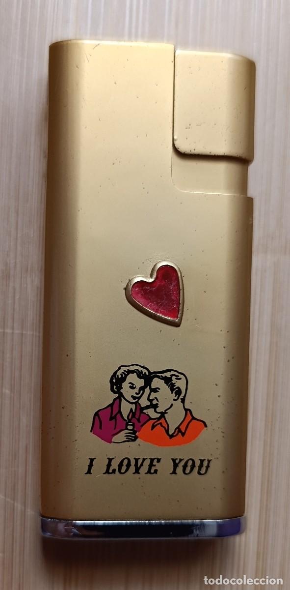 Briquets: Mechero Recargable Vintage Dorado &rdquo;I LOVE YOU&rdquo; Funciona