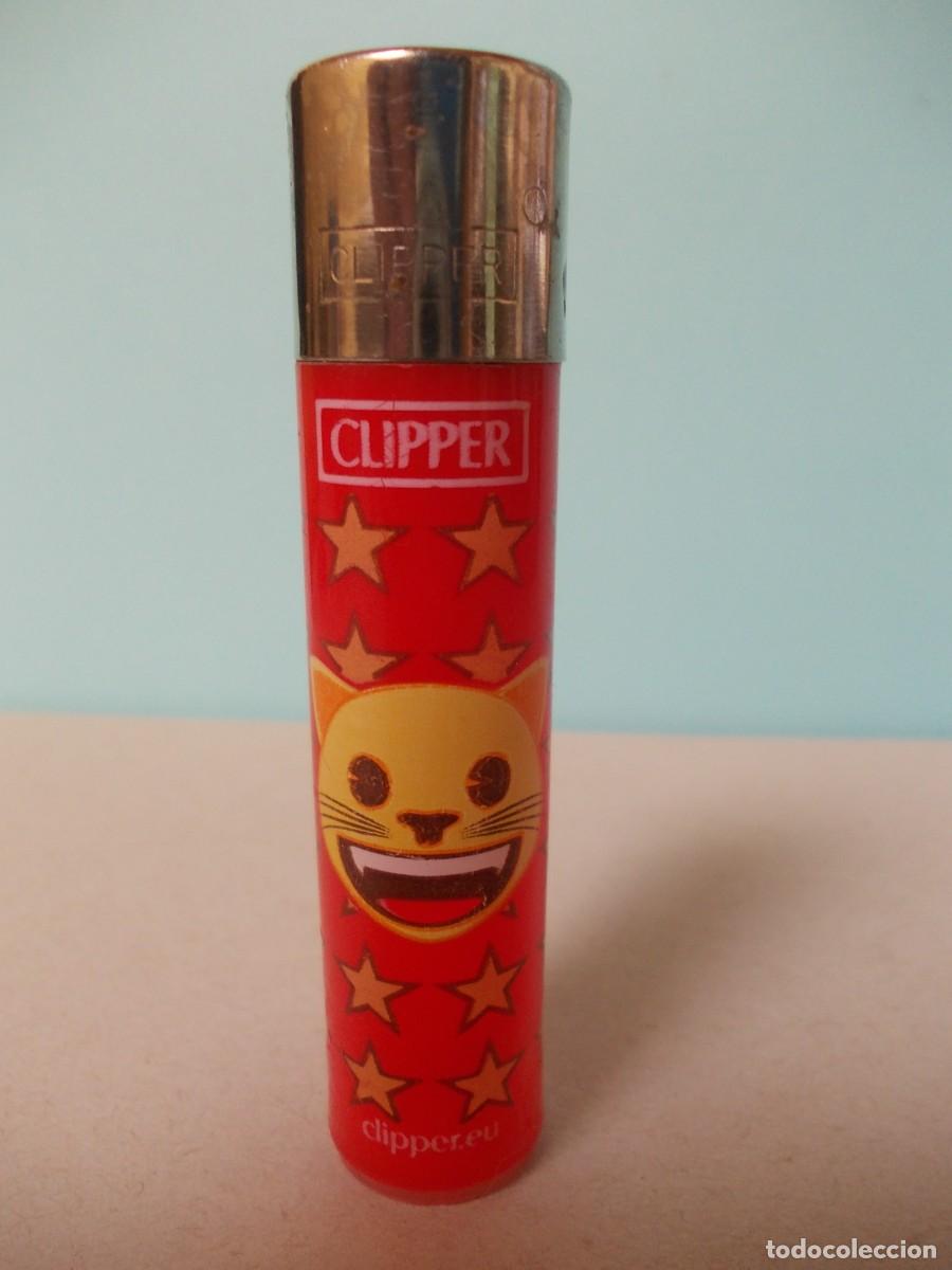 Briquets: Mechero Clipper original rojo serie Emoji Cat gato sonriendo estrellas encendedor descatalogado