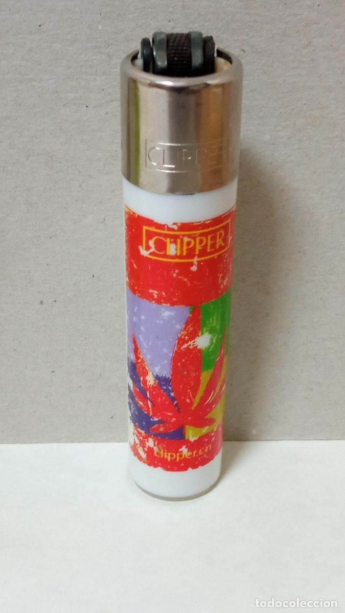 Briquets: Clipper - Hoja Maria Marihuana Cannabis en Color Rojo