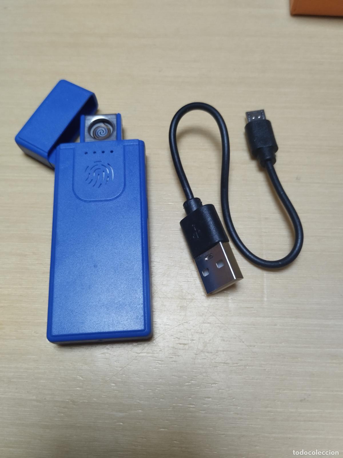 Briquets: MECHERO ELECTRICO SIN USAR. CARCASA DE PLASTICO. SE INCLUYE EL CABLE USB.