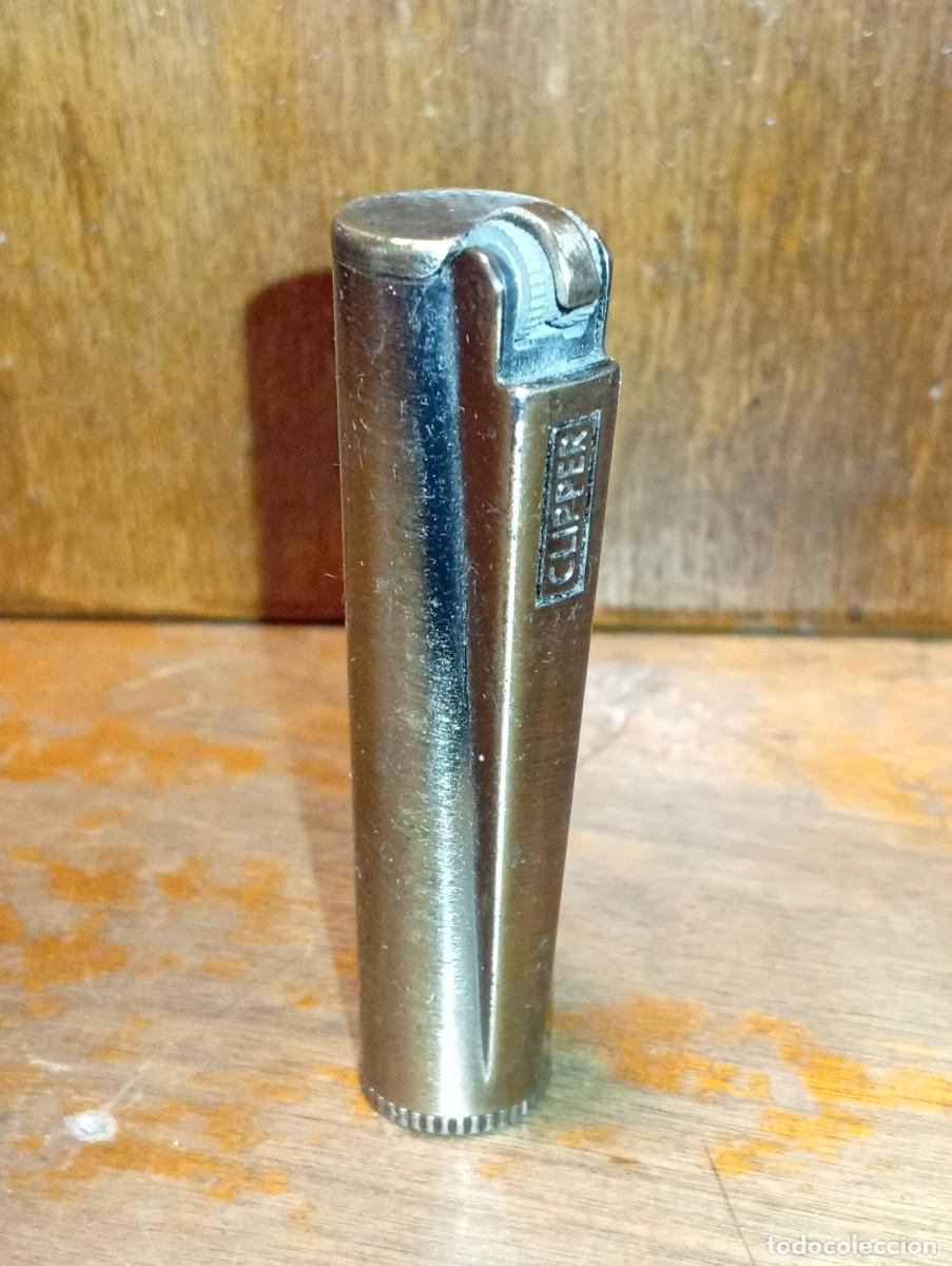 Mecheros: Curioso mechero Clipper gasolina todo metal Made in Spain acabado dorado colecci&oacute;n