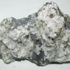 Collezionismo di minerali: CUARZO --RUMANÍA--412 GRAMOS-