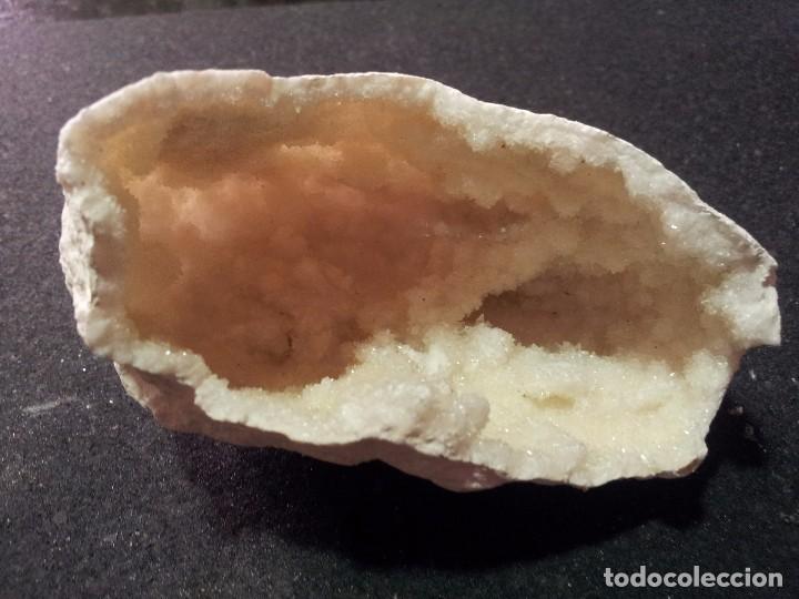 Coleccionismo de minerales: GEODA DE CUARZO 9 CM - Foto 1