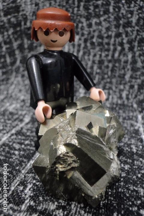 Coleccionismo de minerales: PIRITA MACLADA. NAVAJ&Uacute;N (LOGRO&Ntilde;O). - Foto 1