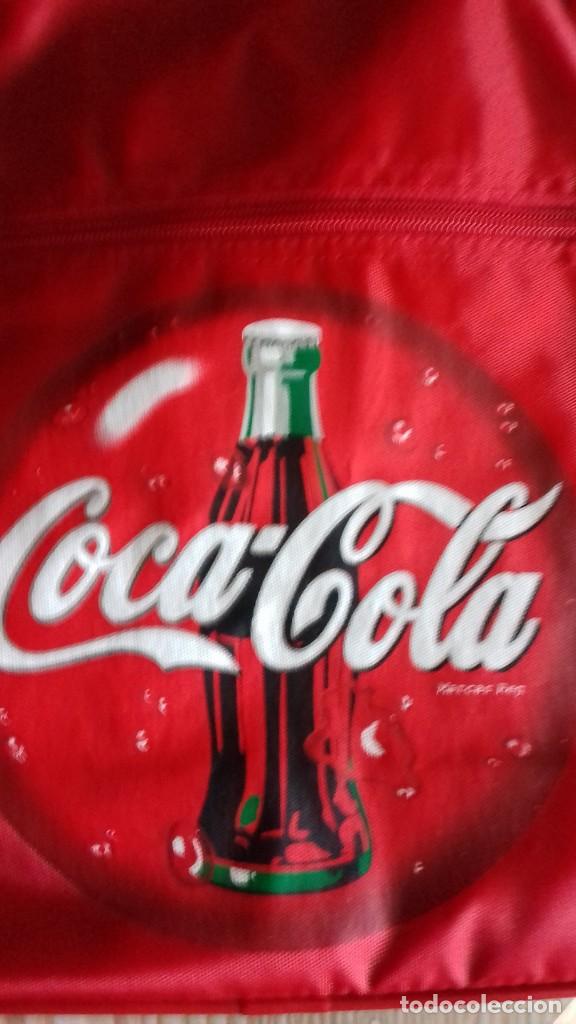 Coleccionismo de minerales: MOchila a estrenar de Coca-Cola - Foto 2