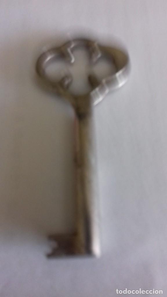 Coleccionismo de minerales: LLave muy antigua de mueble - Foto 4