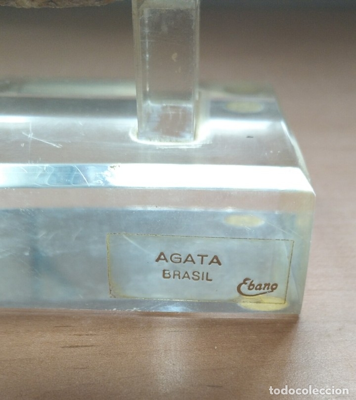 Coleccionismo de minerales: Loncha de Agata del Brasil con pi&eacute; expositor - Foto 2