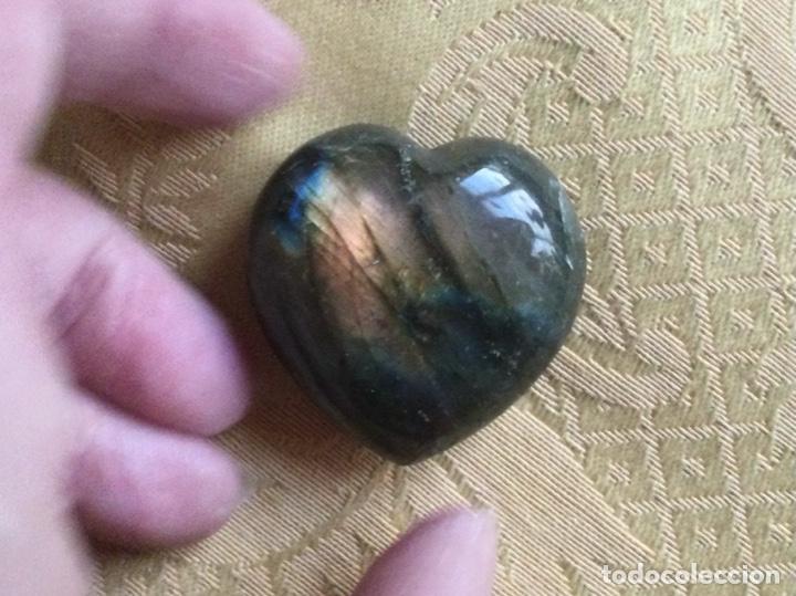 Coleccionismo de minerales: FELDESPATO LABRADORITA CON FORMA DE CORAZON - Foto 3