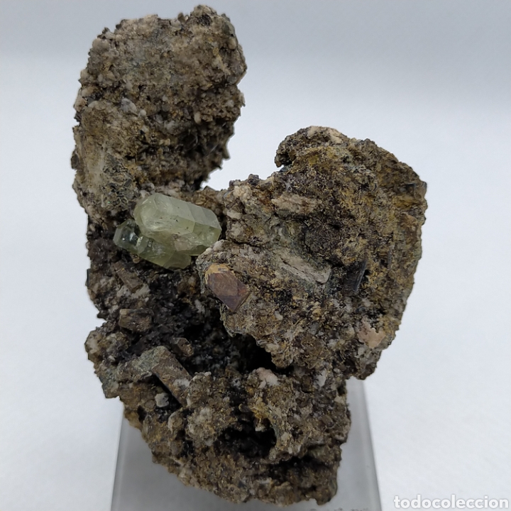 Coleccionismo de minerales: FLUORAPATITO+ PIRITA. Minera l - Foto 2