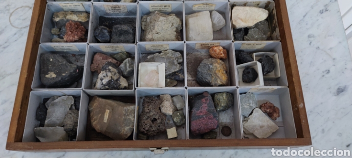 Coleccionismo de minerales: Caja expositora minerales - Foto 5 - 269416098