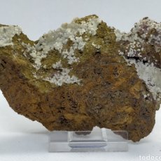 Coleccionismo de minerales: FLUORAPATITO+CALCIOFERRITA - MINERAL