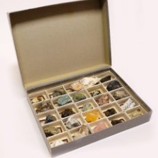 Coleccionismo de minerales: 1940CA - BONITA COLECCION DE ESTILO VICTORIANO - 25 MINERALES EN CAJA ORIGINAL