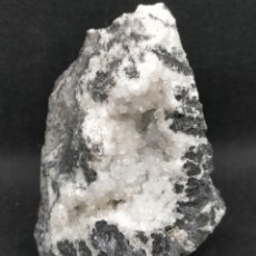 Coleccionismo de minerales: CALCITA + PIROLUSITA - MINERAL. Lote 325927363