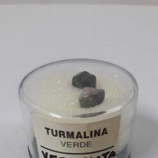 Coleccionismo de minerales: TURMALINA VERDE - VERDELITA . MADAGASCAR . CAJA CON TAPE ORIGINAL . SEGUN FOTOS. Lote 345634363