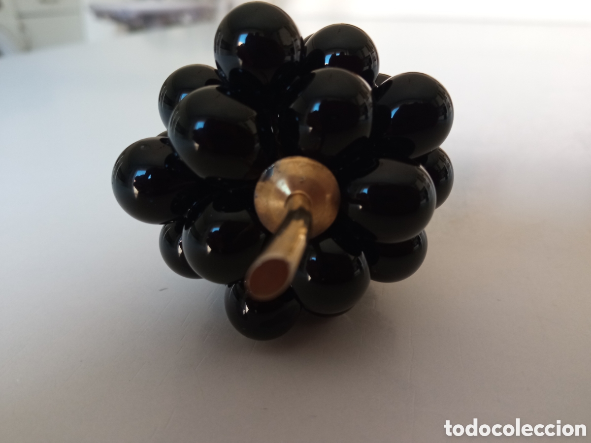 Coleccionismo de minerales: Racimo de uvas en piedra onix y bronce - Foto 3