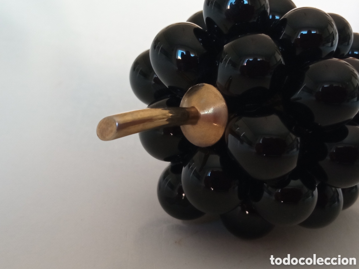 Coleccionismo de minerales: Racimo de uvas en piedra onix y bronce - Foto 4