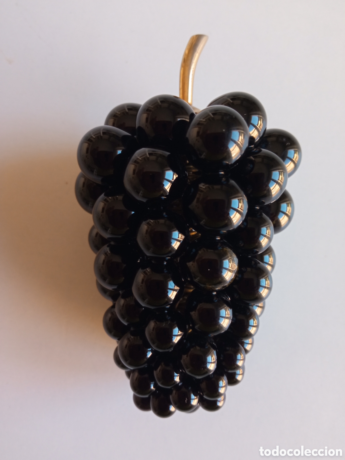 Coleccionismo de minerales: Racimo de uvas en piedra onix y bronce - Foto 1