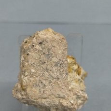 Coleccionismo de minerales: SANIDINA - MINERAL