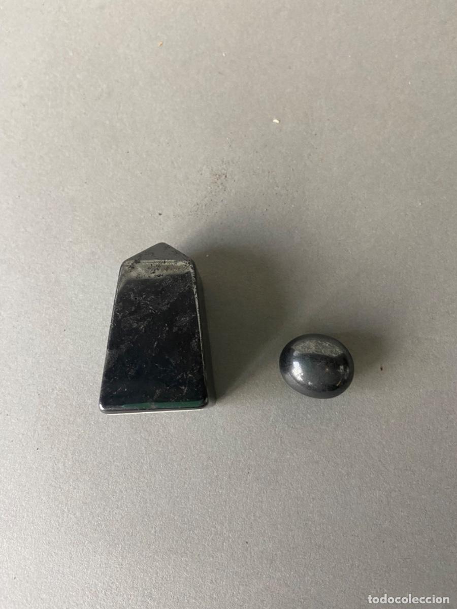 Coleccionismo de minerales: C 159. Obelisco y huevo de hematites. - Foto 3