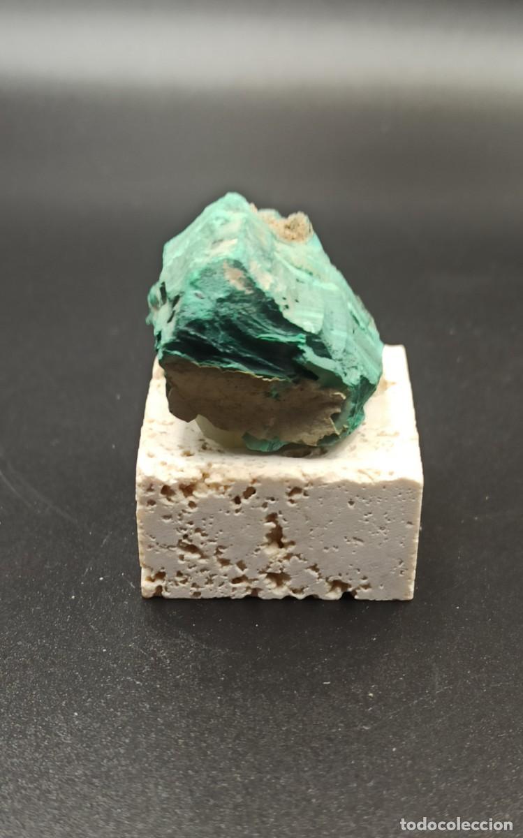 Coleccionismo de minerales: Malaquita con base - Foto 2
