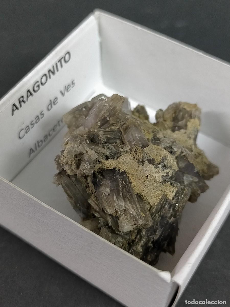 Coleccionismo de minerales: ARAGONITO - MINERAL . 4x4 - Foto 2