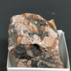 Coleccionismo de minerales: PIROXMANGANITA - MINERAL 4X4