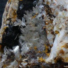 Coleccionismo de minerales: HEMIMORFITA, MINA NIEVES, CANTABRIA