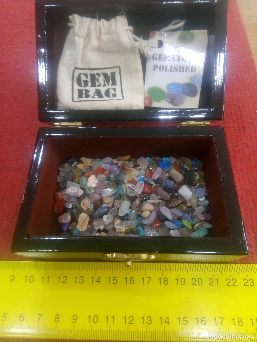 Coleccionismo de minerales: COFRE MADERA CON GEMAS - Foto 4