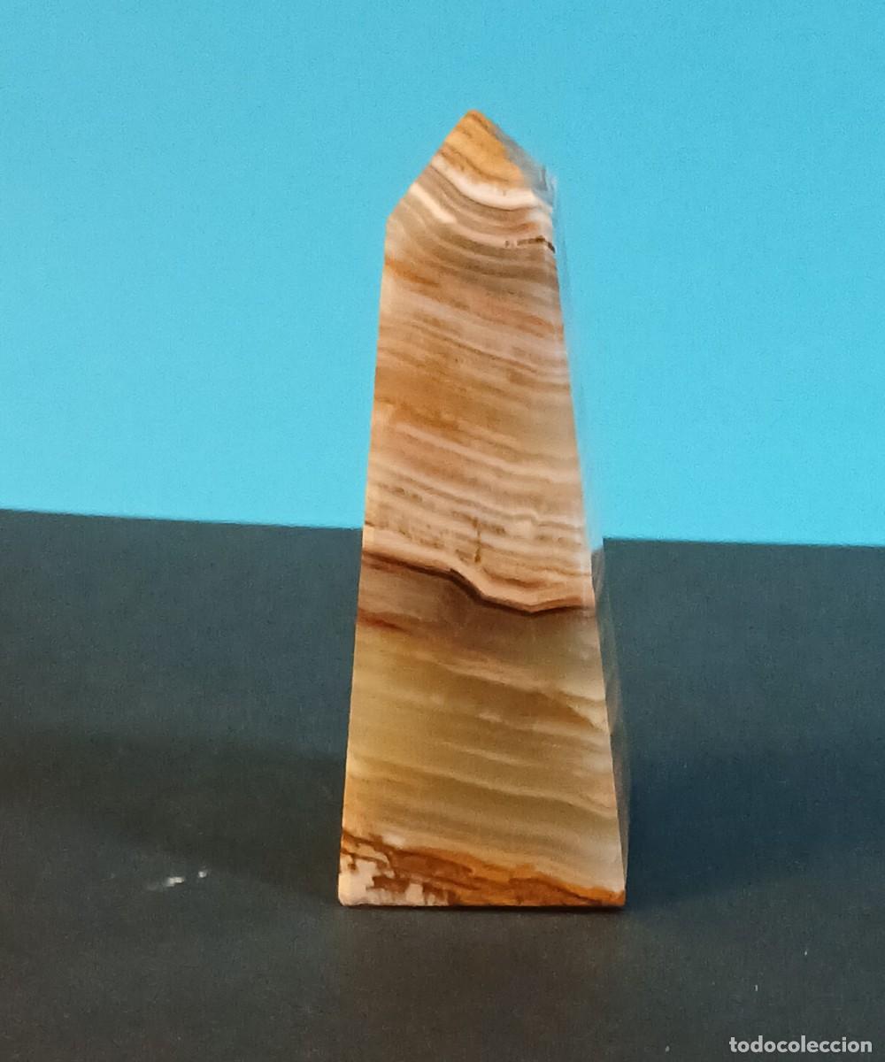 Coleccionismo de minerales: Pir&aacute;mide obelisco en onix verde - Foto 2
