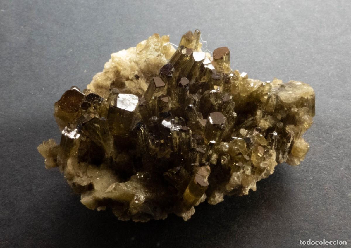 Coleccionismo de minerales: Vesubiana - Foto 1