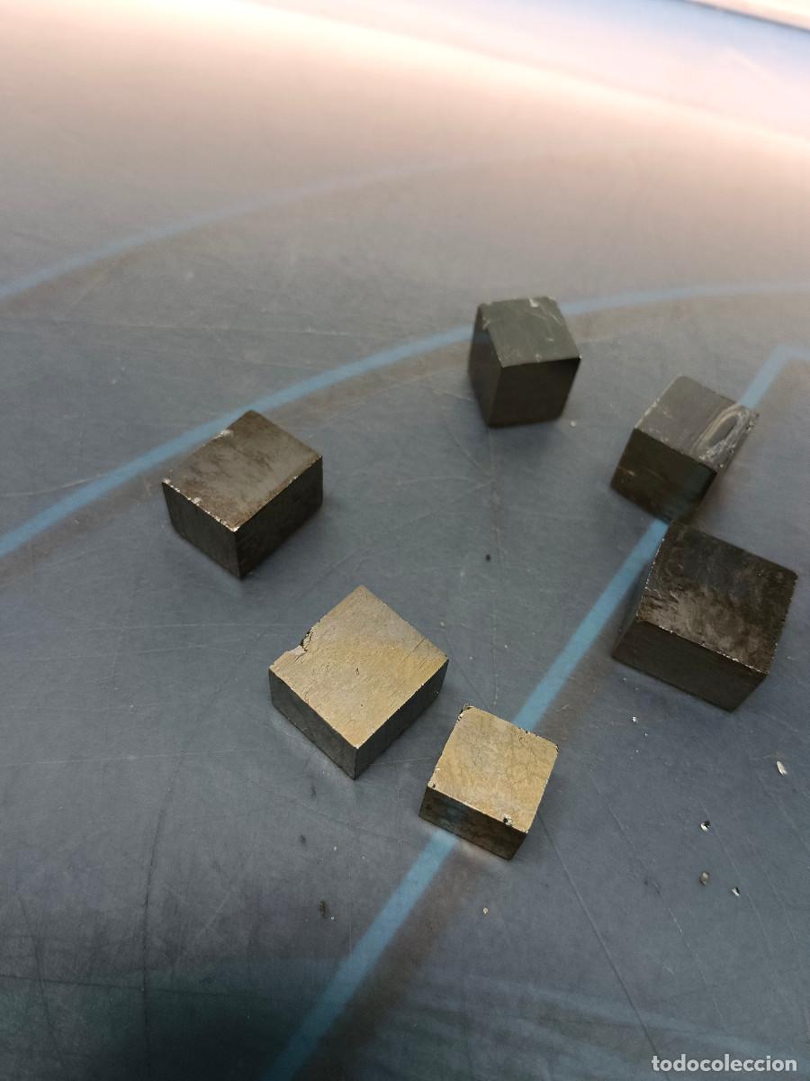 Coleccionismo de minerales: 10 cubos de Pirita. Piritas. - Foto 2