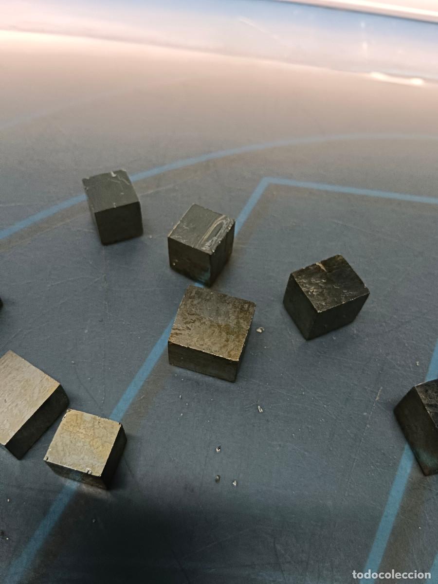 Coleccionismo de minerales: 10 cubos de Pirita. Piritas. - Foto 3