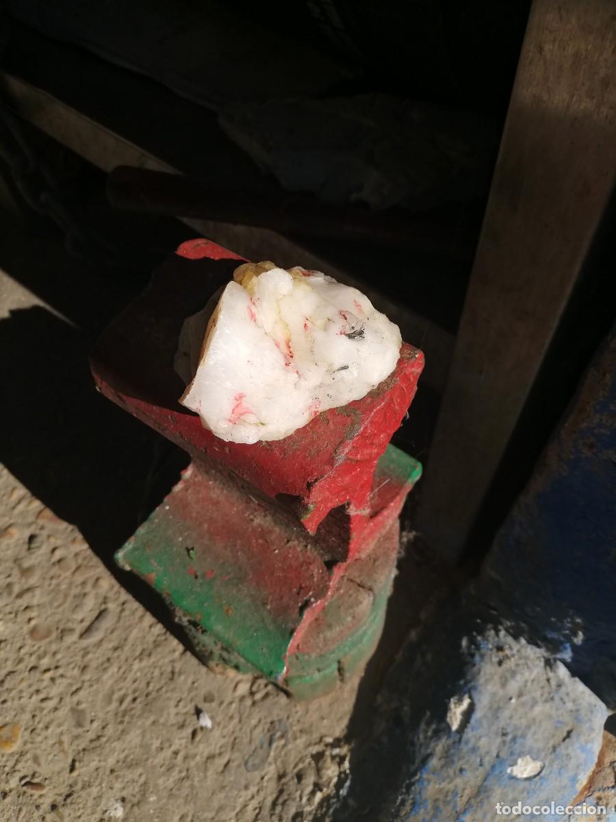 Coleccionismo de minerales: Cuarzo en bruto peque&ntilde;o - Foto 1