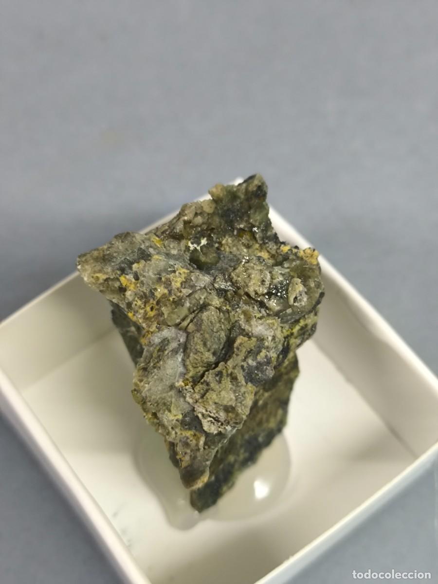 Coleccionismo de minerales: CUARZO PRASIO+HEMATITES - MINERAL. Lleida - Foto 2