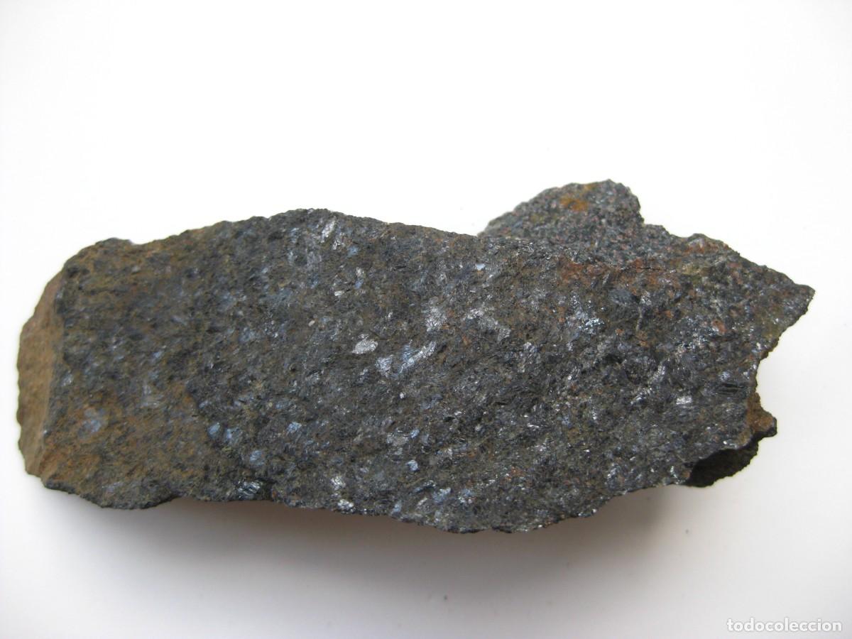 Coleccionismo de minerales: ROCA PERIDOTITA (DUNITA)