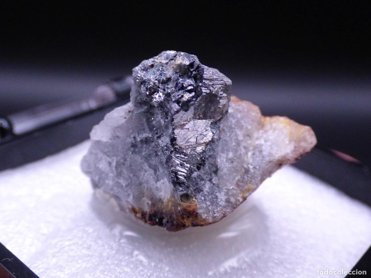 Coleccionismo de minerales: ✅FDMINERALS✅ ⚒️ ANTIMONIO NATIVO ⚒️ Corta Matilde, Embalse de La Vi&ntilde;uela, M&aacute;laga, Andaluc&iacute;a - er106