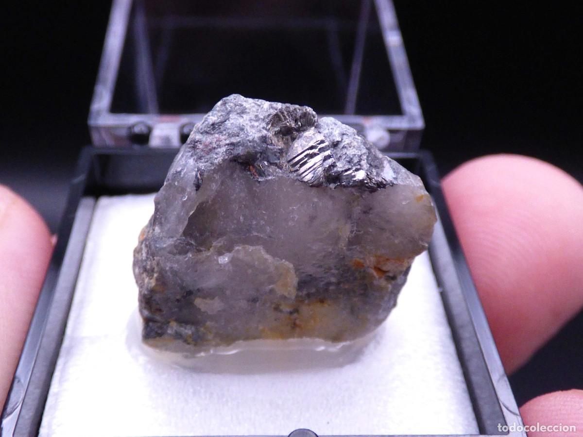 Coleccionismo de minerales: ✅FDMINERALS✅ ⚒️ ANTIMONIO NATIVO ⚒️ Corta Matilde, Embalse de La Vi&ntilde;uela, M&aacute;laga, Andaluc&iacute;a - er115