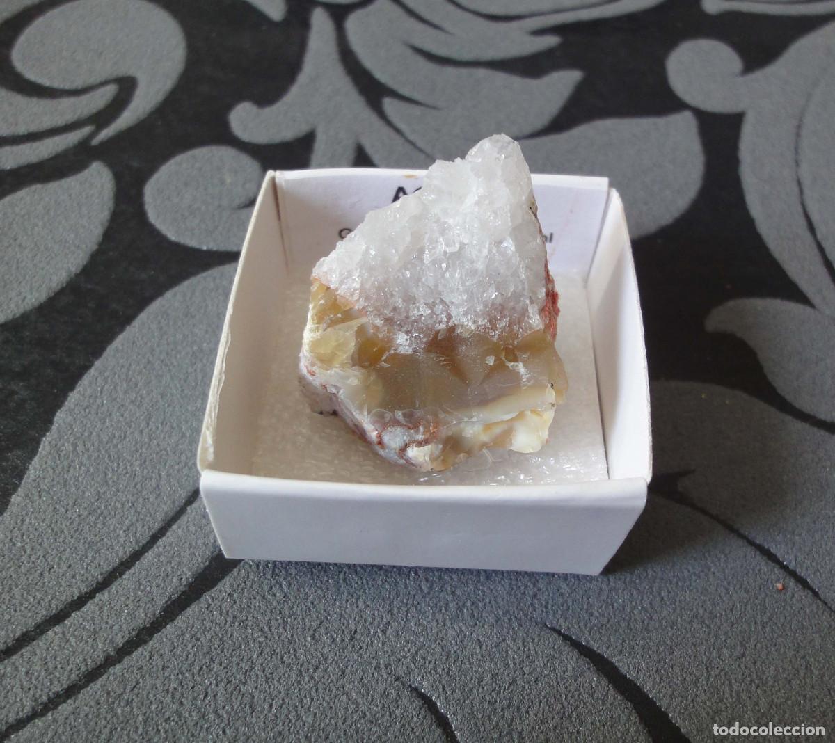 Coleccionismo de minerales: MINERAL AGATA MINERALES EN CAJA 4X4 CM