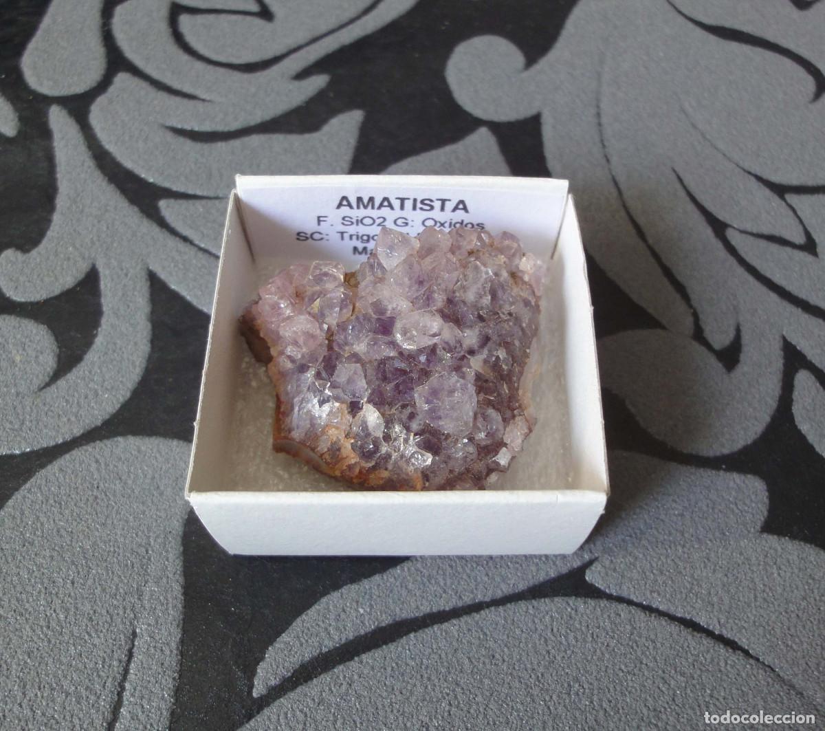 Coleccionismo de minerales: MINERAL AMATISTA MINERALES EN CAJA 4X4 CM