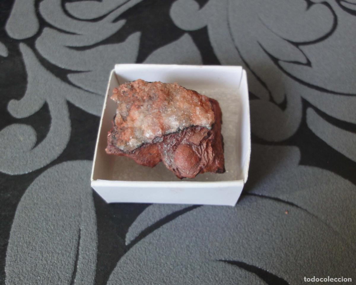 Coleccionismo de minerales: MINERAL HEMATITES MINERALES EN CAJA 4X4 CM