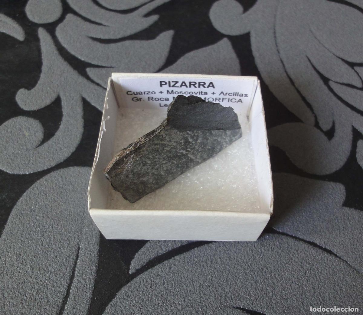 Coleccionismo de minerales: MINERAL ROCAS PIZARRA MINERALES EN CAJA 4X4 CM