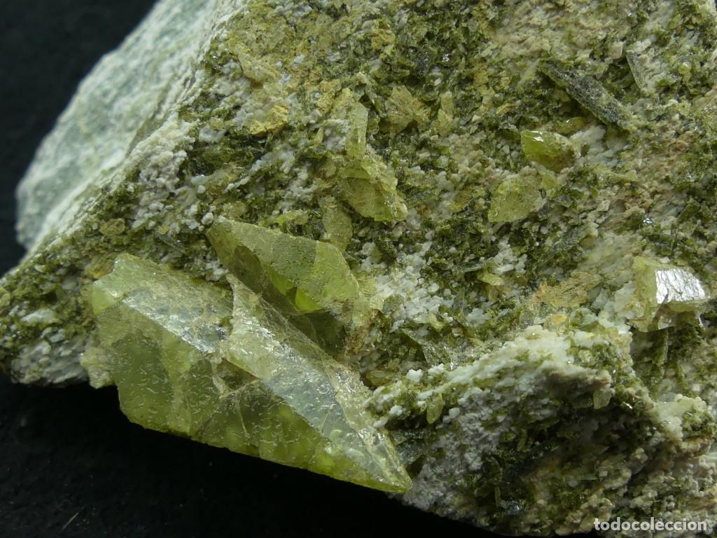 Coleccionismo de minerales: Titanita, Minas Gerais, Brasil