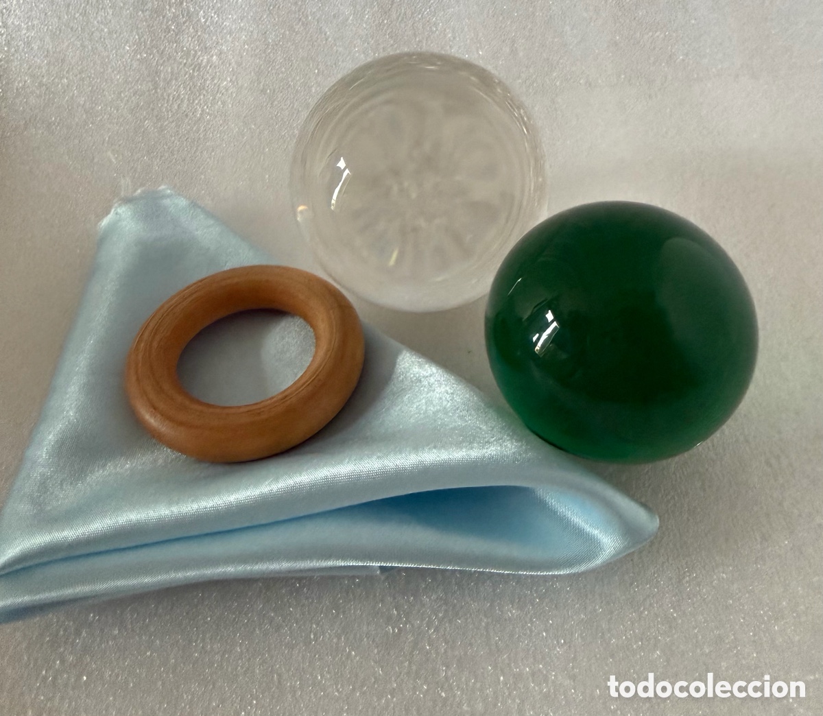 Coleccionismo de minerales: Lote 2 esferas decorativas de vidrio cristal verde y transparente