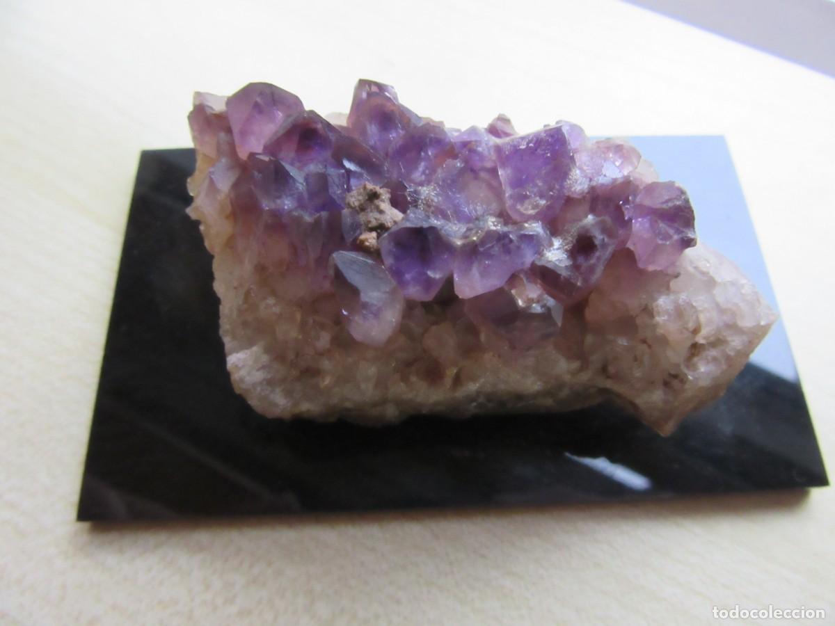 Sammlung von Mineralien: Amatista Medidas pieza 7x6 x 5,4 cm