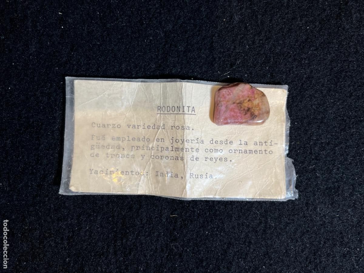Sammlung von Mineralien: Rodonita pulida vintage mineral colecci&oacute;n piedra rosa con ficha educativa retro