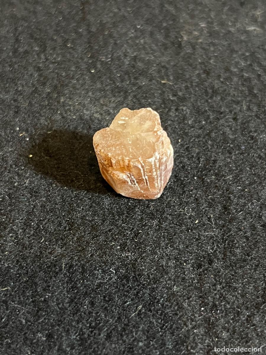 Sammlung von Mineralien: Calcita naranja mineral natural piedra colecci&oacute;n vintage geolog&iacute;a decoraci&oacute;n cristal calcita