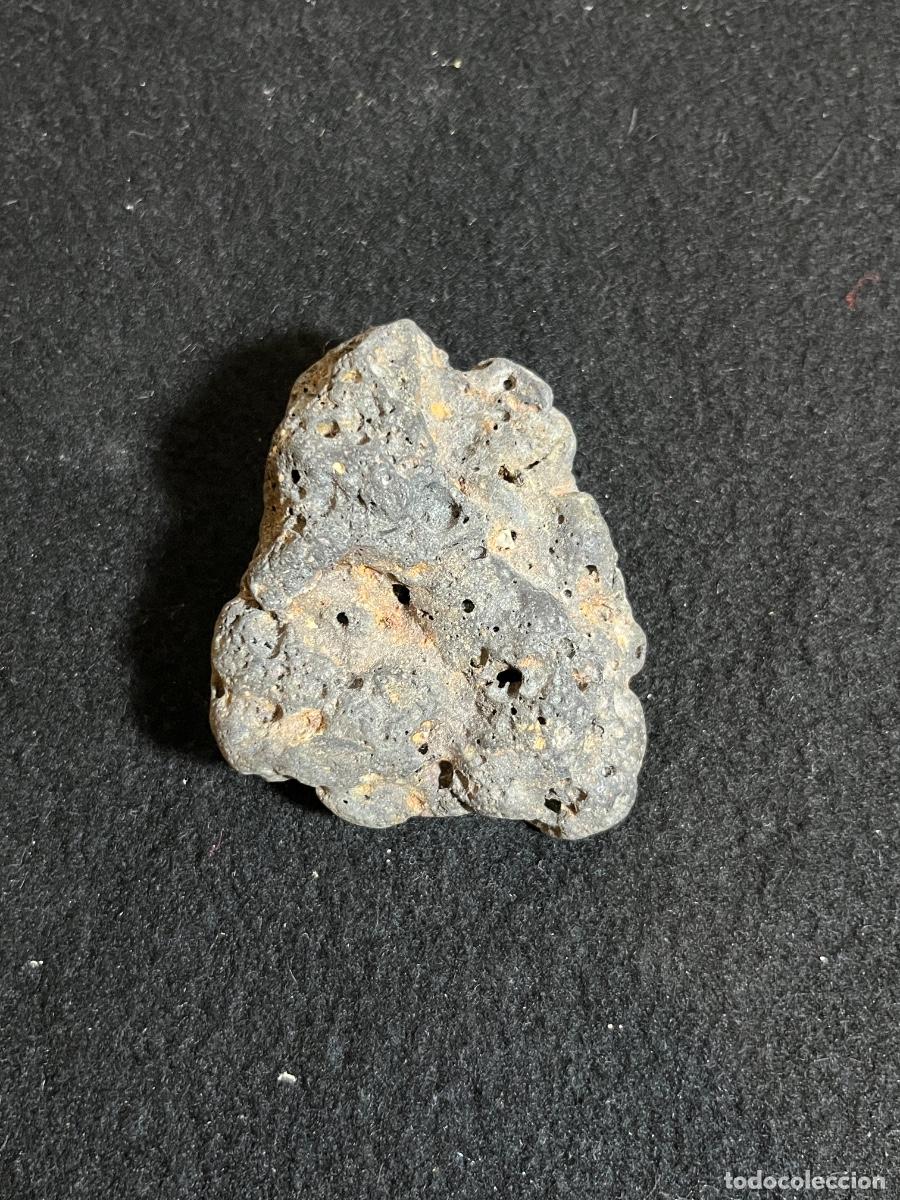 Sammlung von Mineralien: Roca volc&aacute;nica vesicular antigua escoria fundici&oacute;n mineral vintage geolog&iacute;a colecci&oacute;n